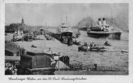 AK Hamburg (20095), Hamburger Hafen, an den St. Pauli Landungsbrücken, n.gelaufen